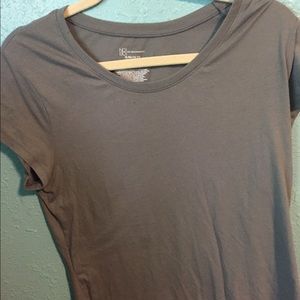 Regular black and white t-shirts